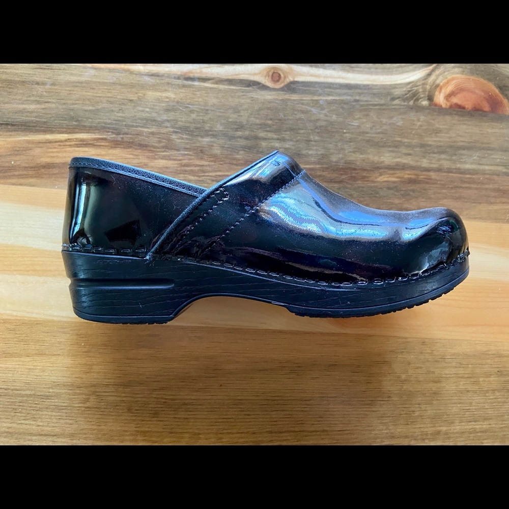 Patent Leather Sanita Acasia Clogs